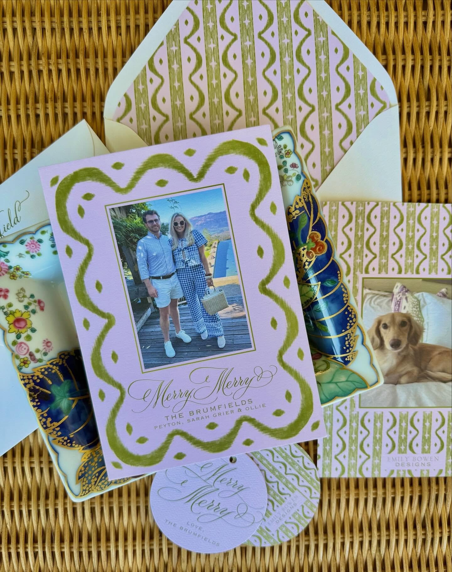 Holiday magic &agrave; la @emilybowendesigns 💫 It is always such a pleasure &amp; honor to work with Emily in any capacity, but this collaboration may just take the cake. If you know me, you know Christmas is simply my favorite time of year &amp; ho