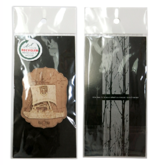 wood magnet in plastic.png