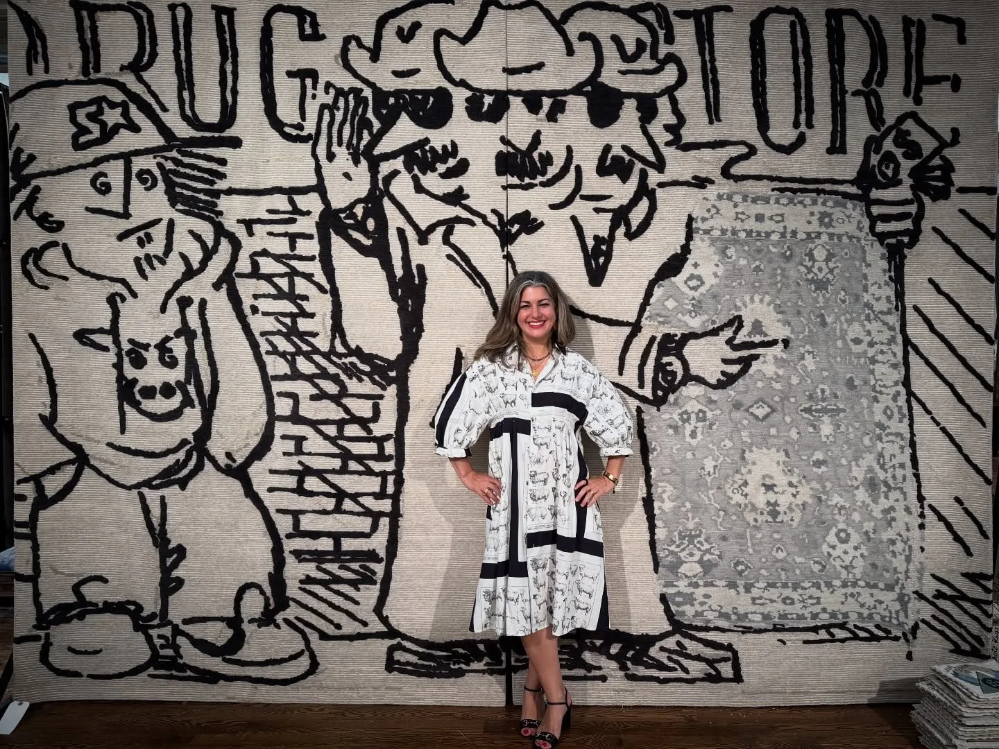 Creative expression through art-weaving&hellip;for the love of the knot and wool&hellip;@tamariansocial you guys rock! @cover.connect thanks for a great show!  #handknotted #artform #theartofthehandknot #tibetanrugs #theartofstorytelling #pictorialru