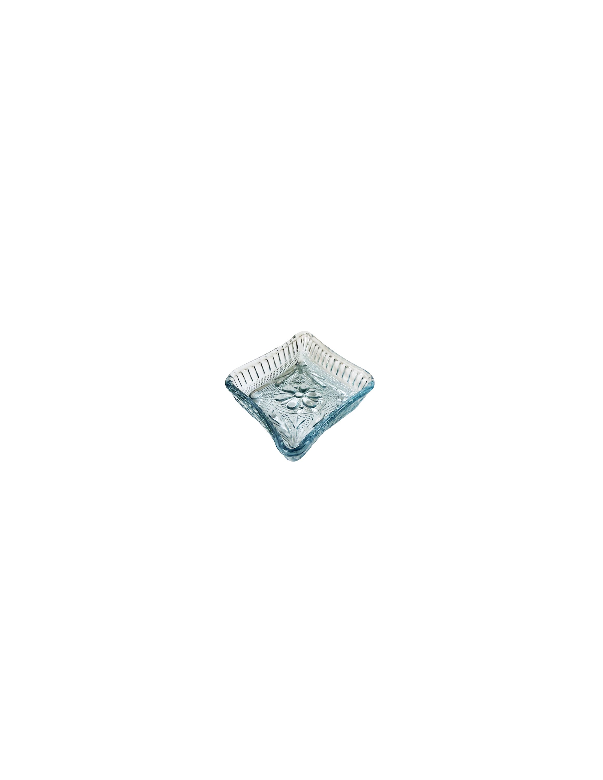 Sky Blue Glass Diamond Dish 1.jpg