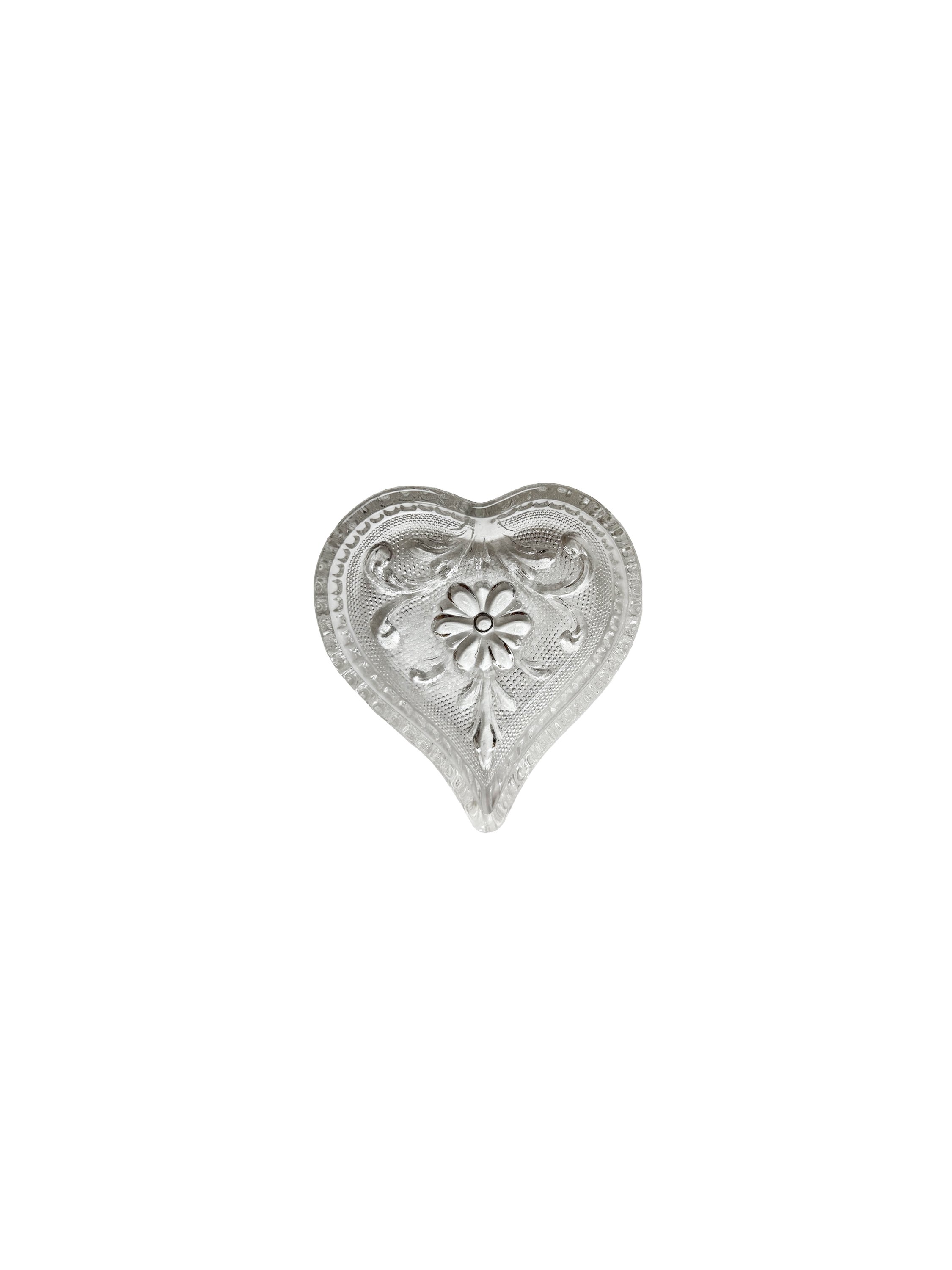 Clear Glass Heart Dish 1.jpg