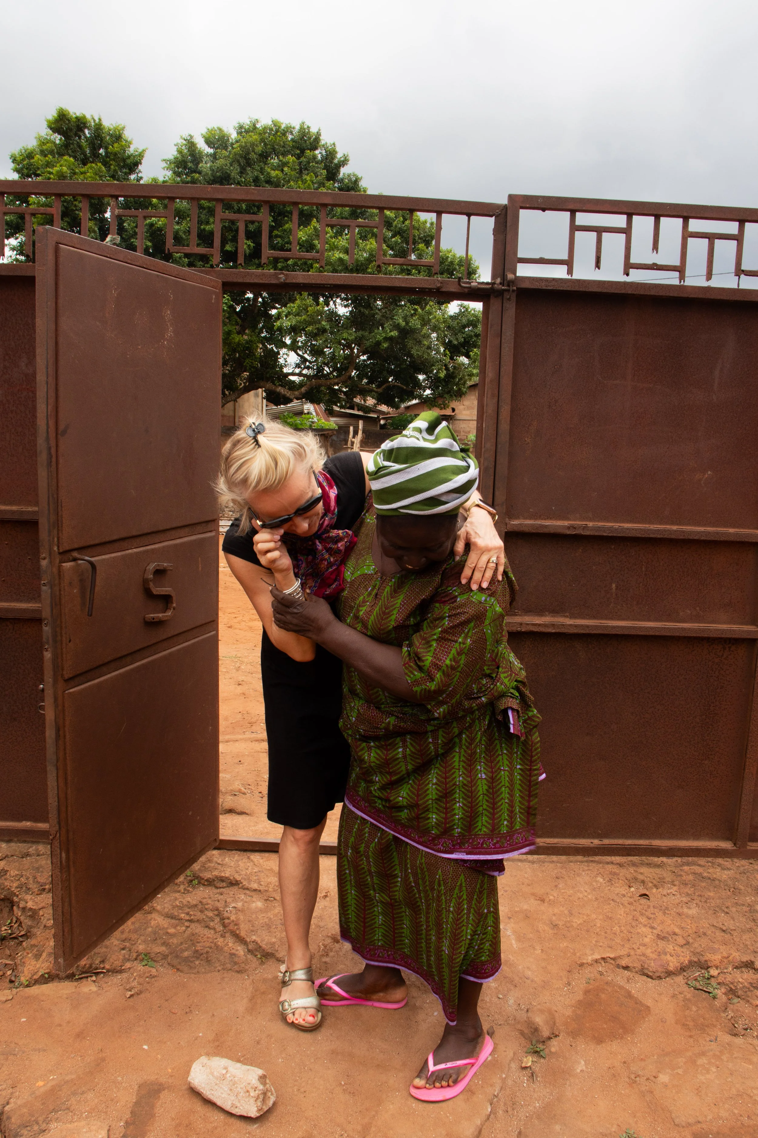 Elizabeth and Dada are reconnecting for the first time in decades. My mother often spoke about how they do not speak the same language and yet can communicate fully. I only understood this when she welcomed me into her home for the first time. Dada s