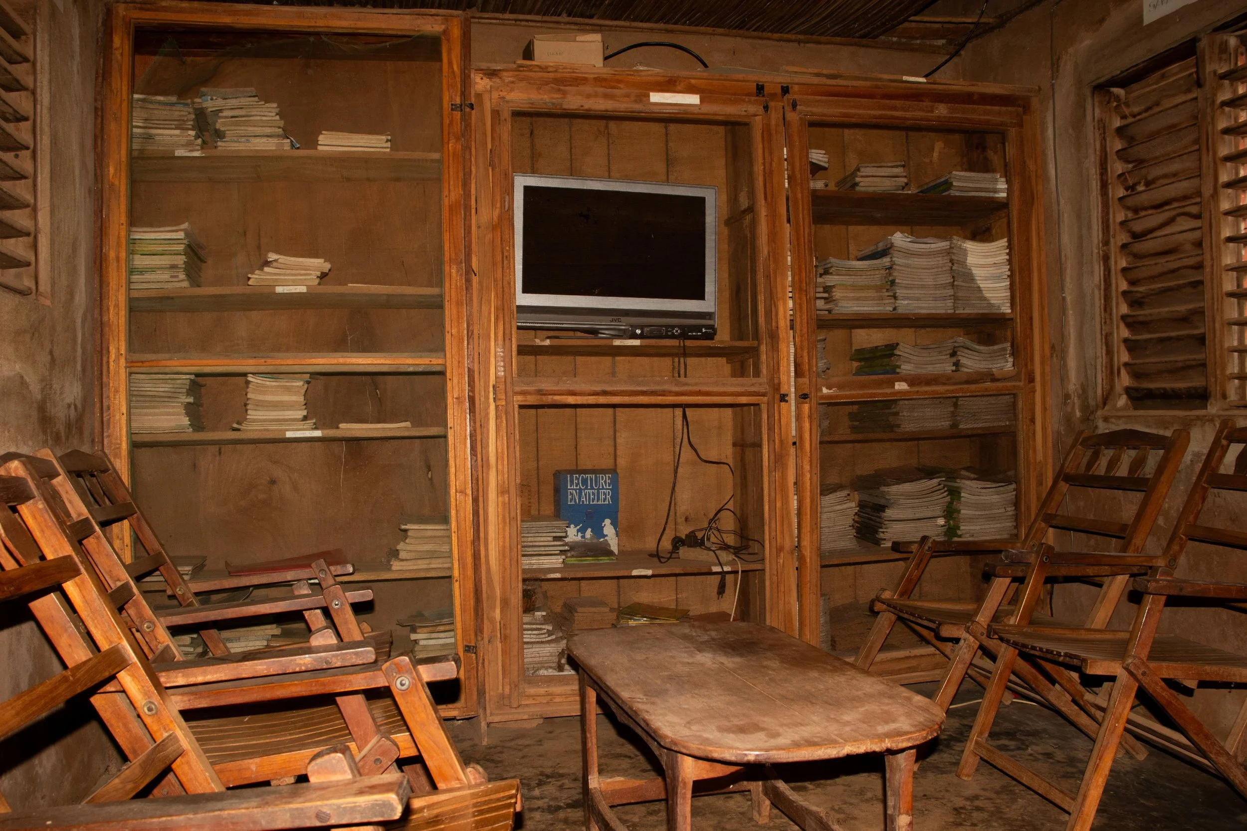 Kantos and Elizabeth aided in the launching of this group 36 years ago. Later, another Peace Corps volunteer helped this group to build the library that allows girls in the area to have more educational resources, August 2024. 