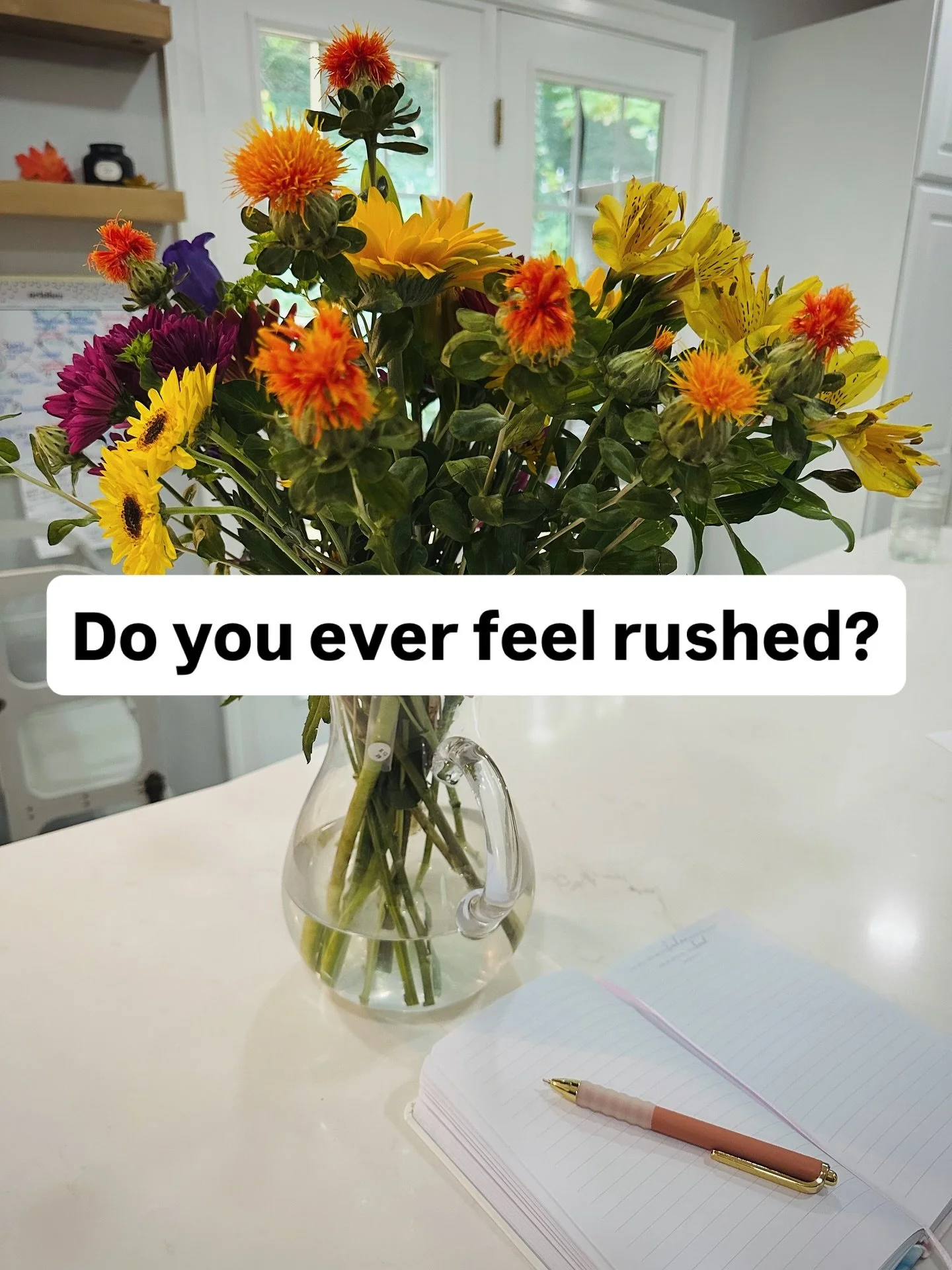 😩Do you feel that rush rising fast?
Here&rsquo;s a 3-minute reset to use to shift from stressed to centered. Even when the day starts sideways&hellip;

☀️ Step 1: Pause and take 3 slow breaths
☀️ Step 2: Say thank you
☀️ Step 3: Write down one thing