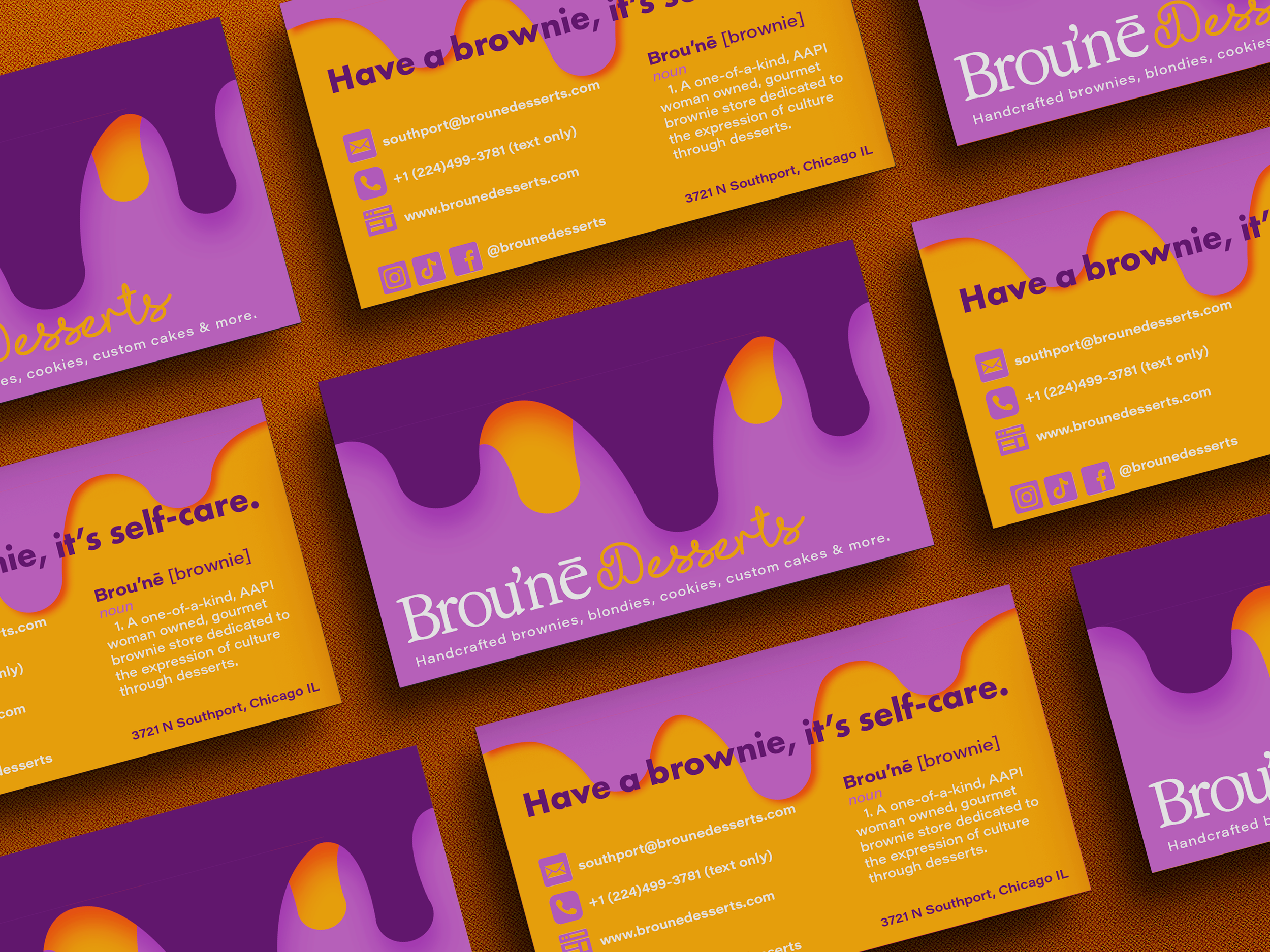 broune_desserts_business_cards_mockup.png