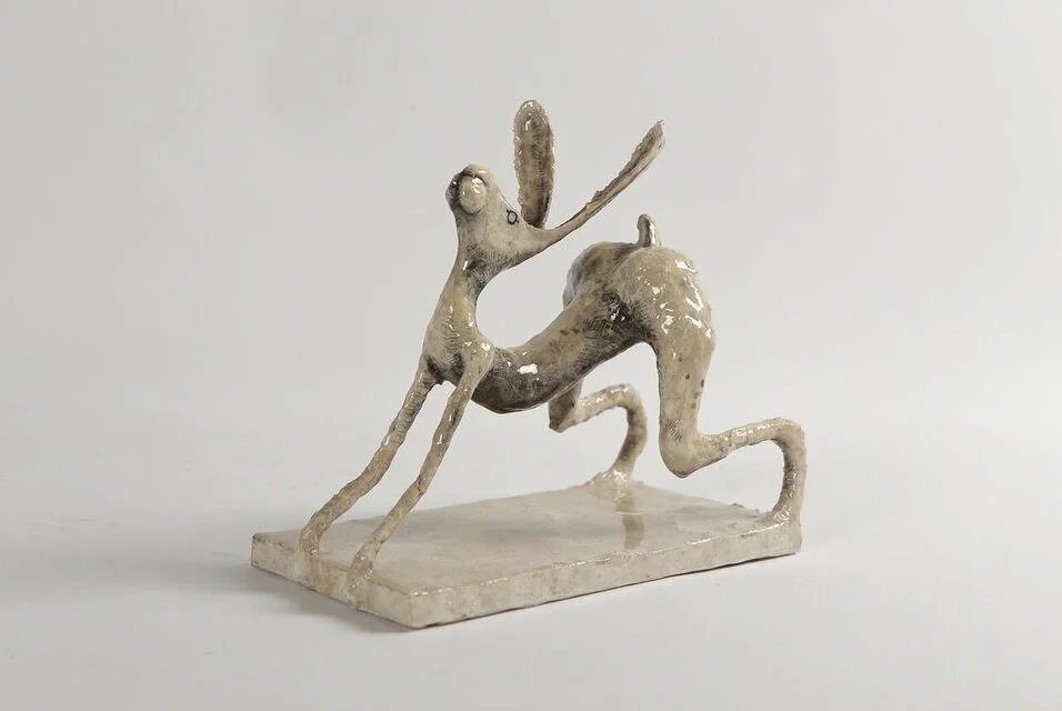 Hold on
Mixed media / paper mache
11 x 21 x 19.5 cm | 2015