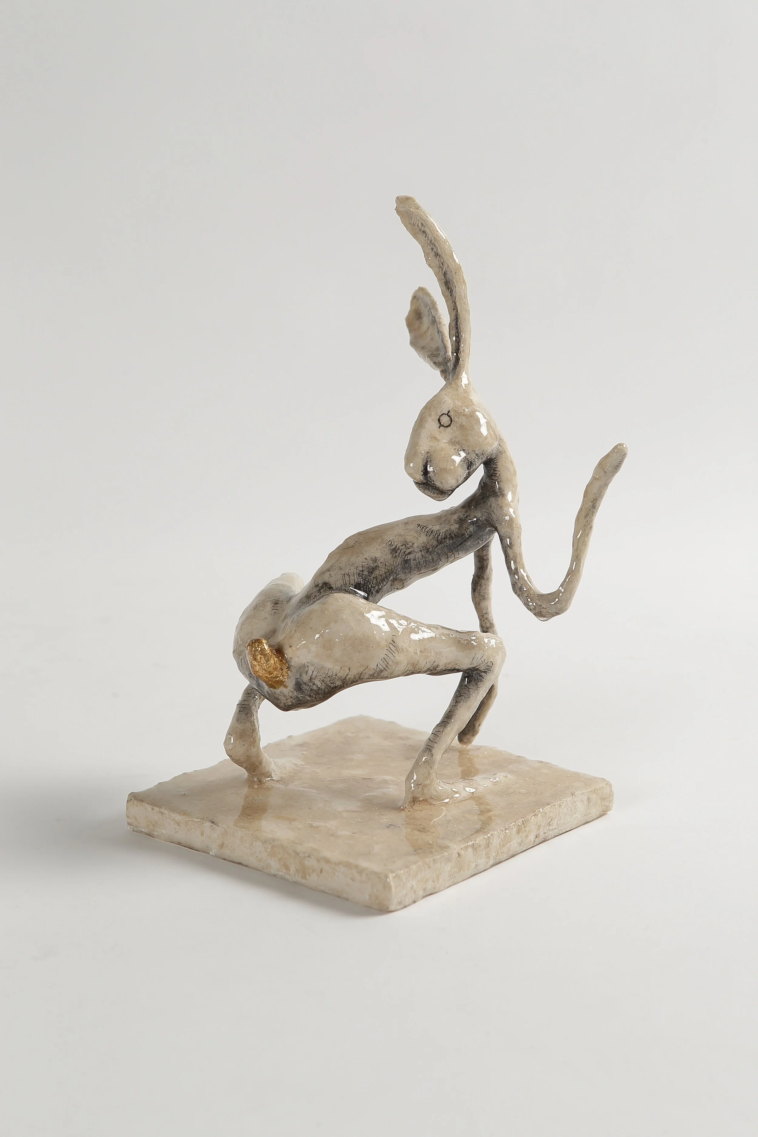 The one
Mixed media / paper mache
14 x 14 x 25.5 cm | 2015