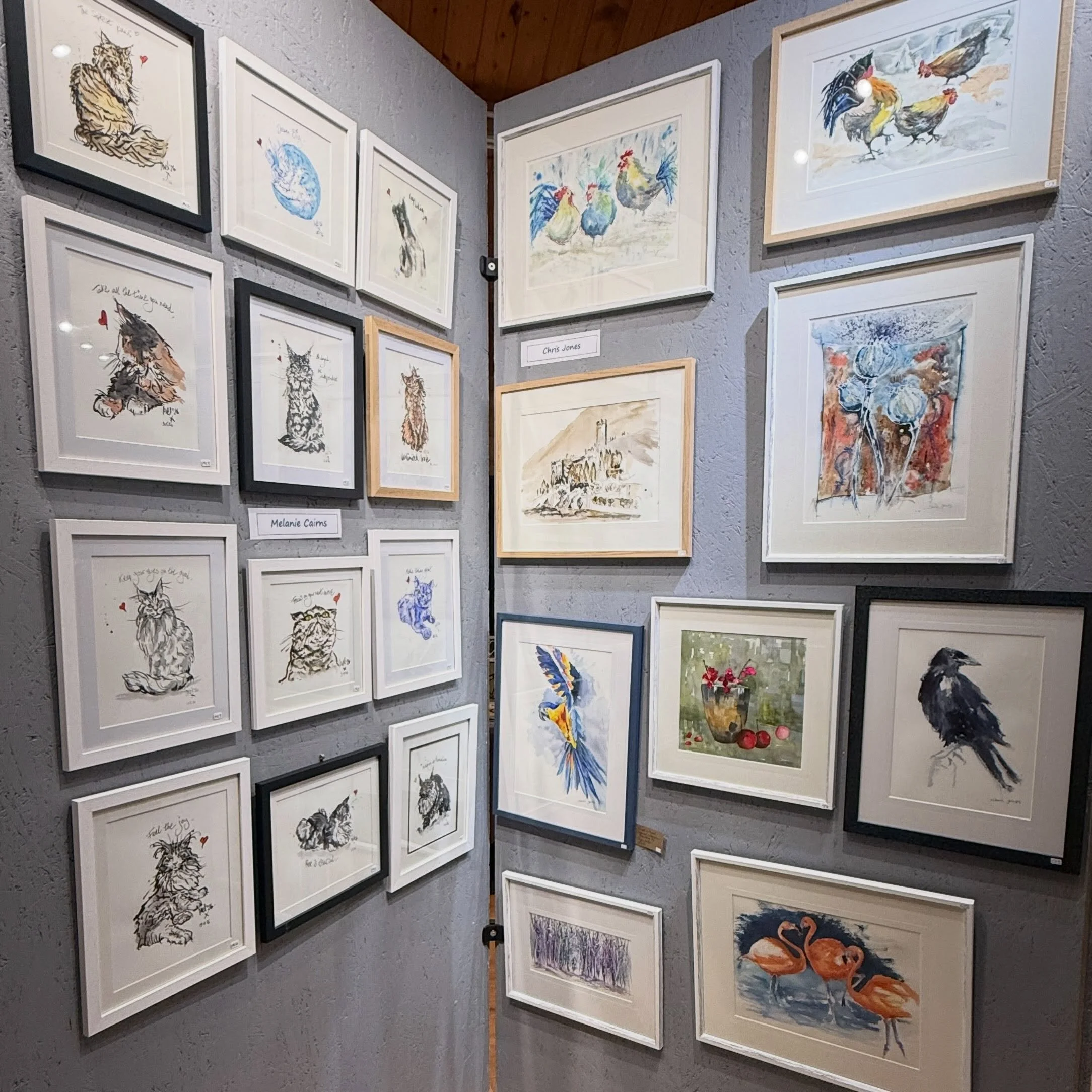 I&rsquo;m spending the whole day at @lindengate today! @the_art_exhibitionists are hosting my workshop and demo at the Festival of Arts &amp; Gardens! Better start the day 🙌🏻

This is my art display next to the wonderful @chrisjones9art &hearts;️

