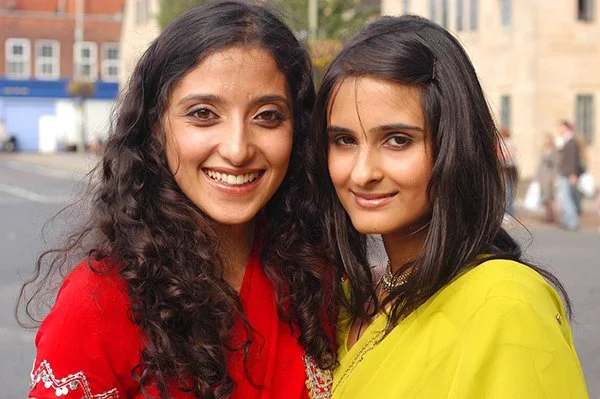 gilrs in colours.jpg