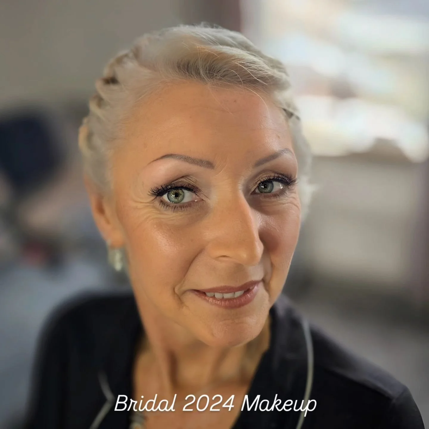 Beautiful Bridal Makeup 💋

A 2024 bride from March.  My client wanted a soft natural bridal makeup look and I really wanted to enhance her gorgeous face shape.

Need a little help on the day of your next event?

DM me to reserve your date 

#Natural