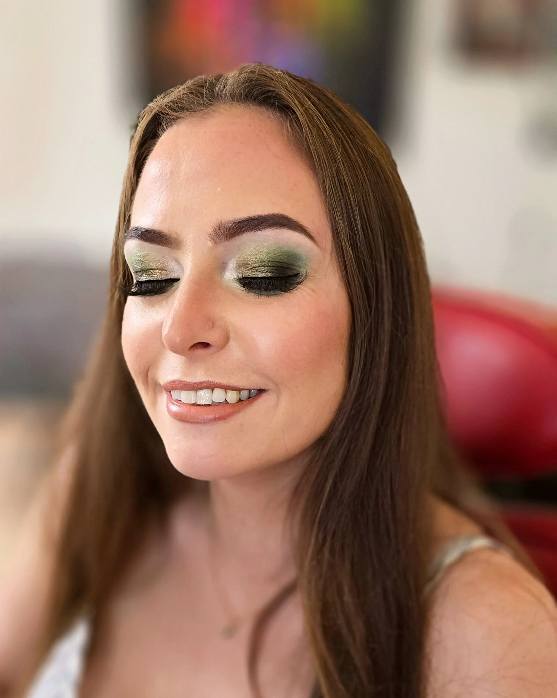 Shetland Makeup Artist Babs Club Full Glam