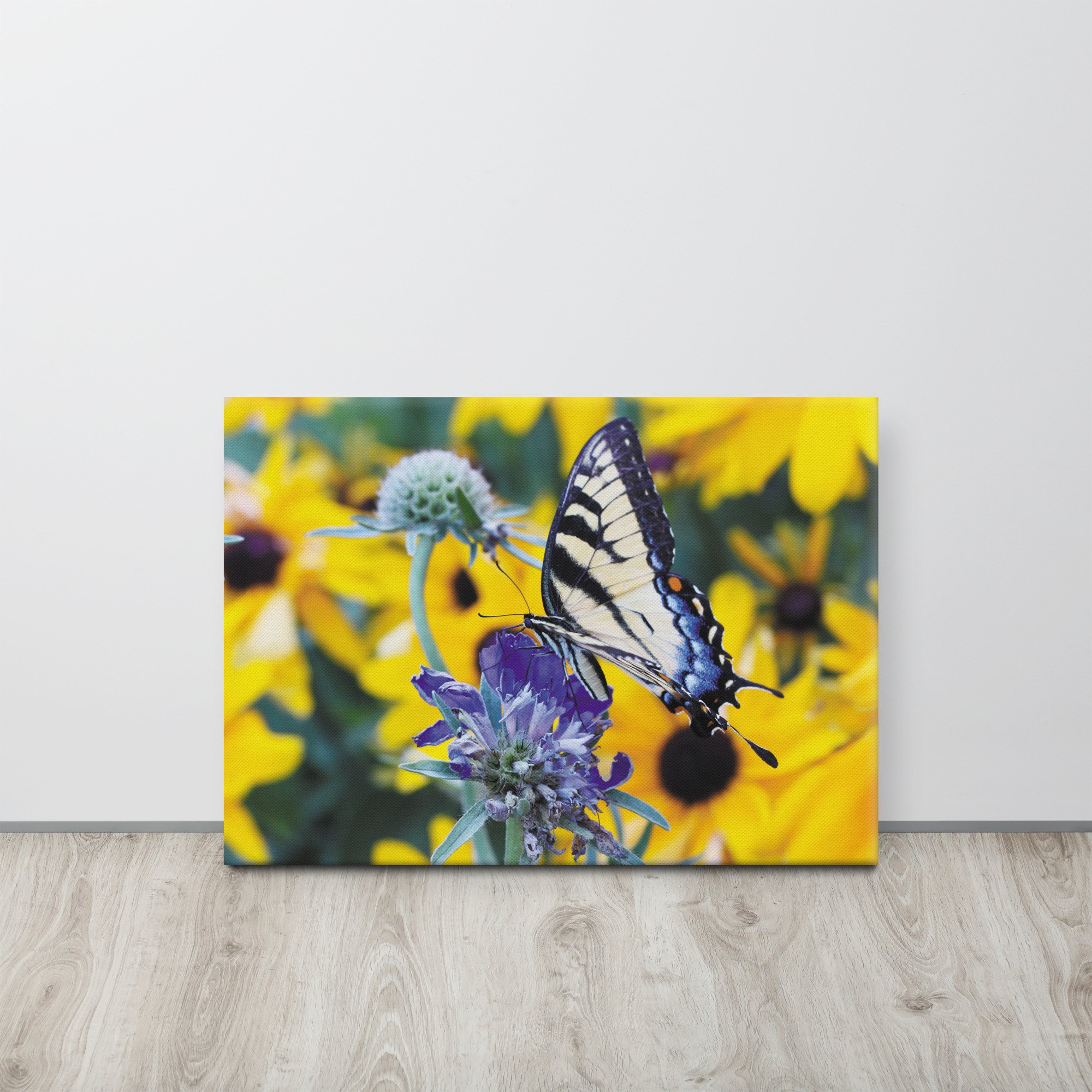thin-canvas-(in)-20x28-front-67469e55a42a3.jpg