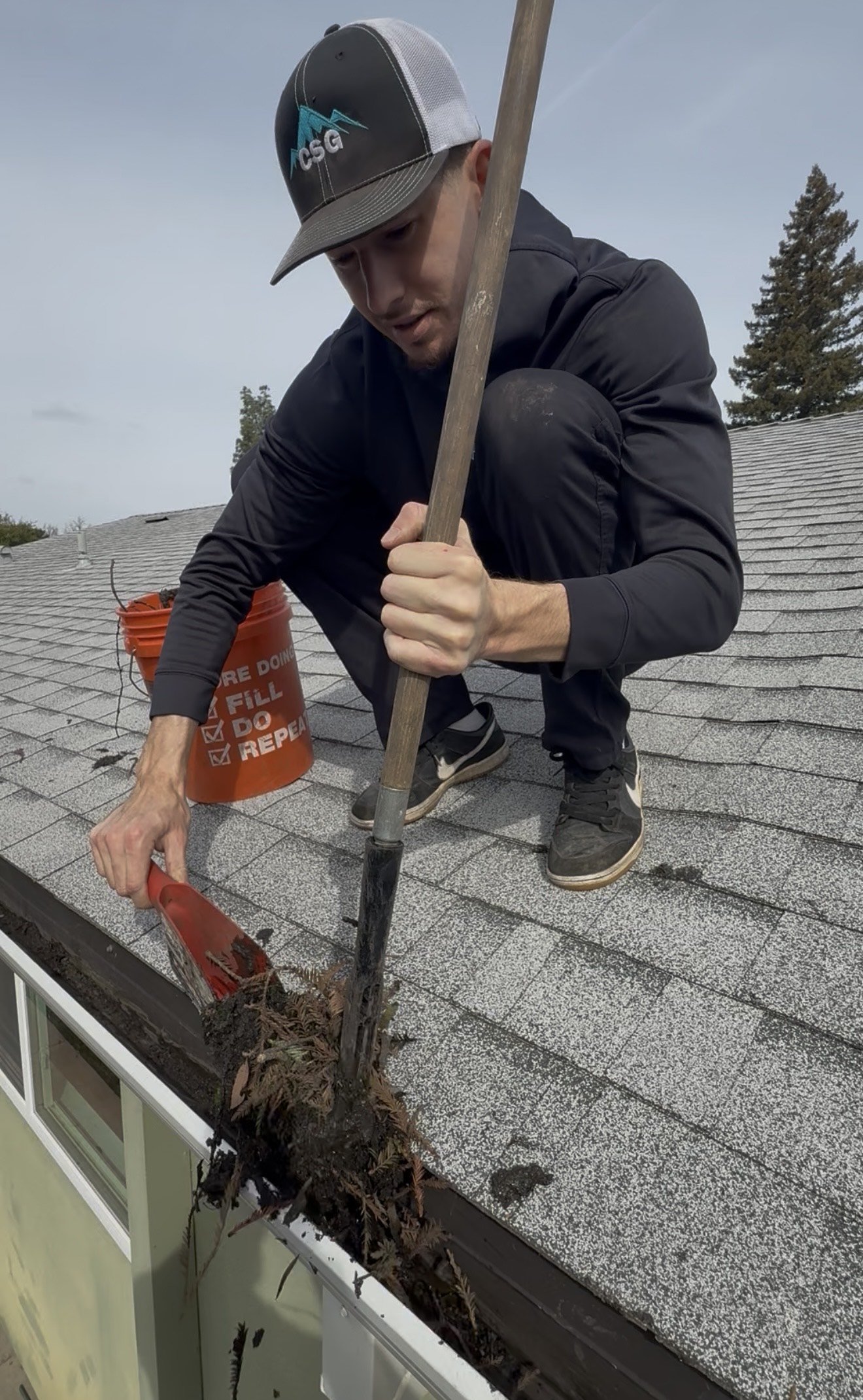 Clean and clog-free gutters after expert gutter cleaning service in Sacramento