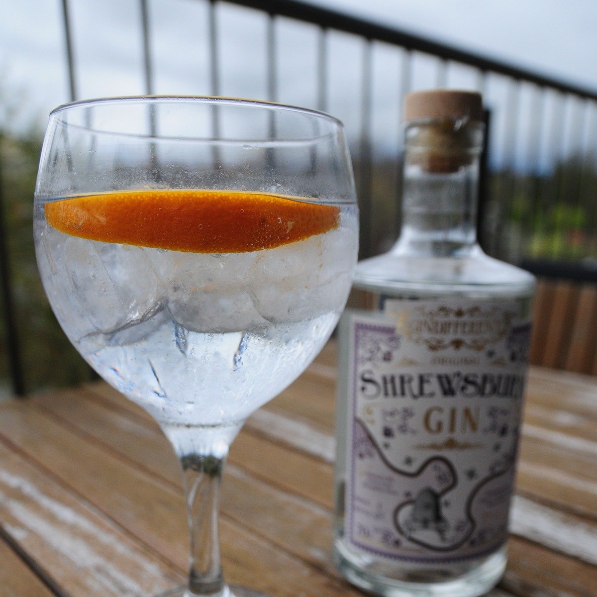 Savour the magic of a Shrewsbury Gin on our rooftop terrace, as you watch the sun dip below the horizon, painting the sky in hues of gold and pink over our historic town. 🌅 

🤔🫵Did you know? You can drop by for drinks in the evening, even if you'r