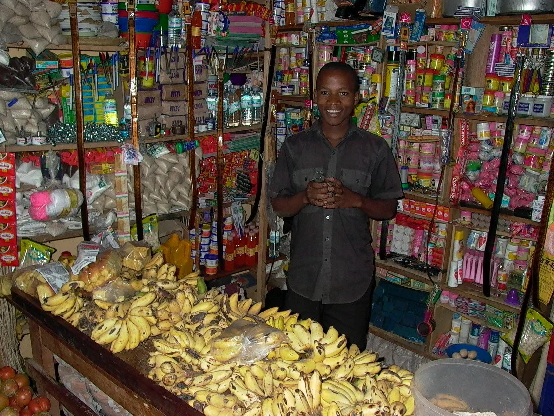 customer in his shop.JPG