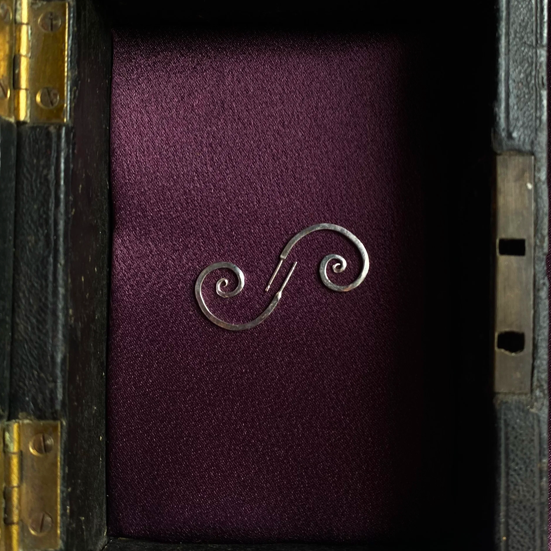 square+profile+spiral+hoops+purple.png