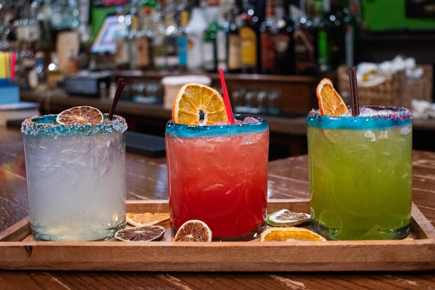 Keeping things cool and refreshing with a Margarita Flight 🍹
#bostonfoodies #southshorema #MexicanEats #AuthenticMexican #stoughtonma #MassachusettsEats #margarita #MargaritaFlight