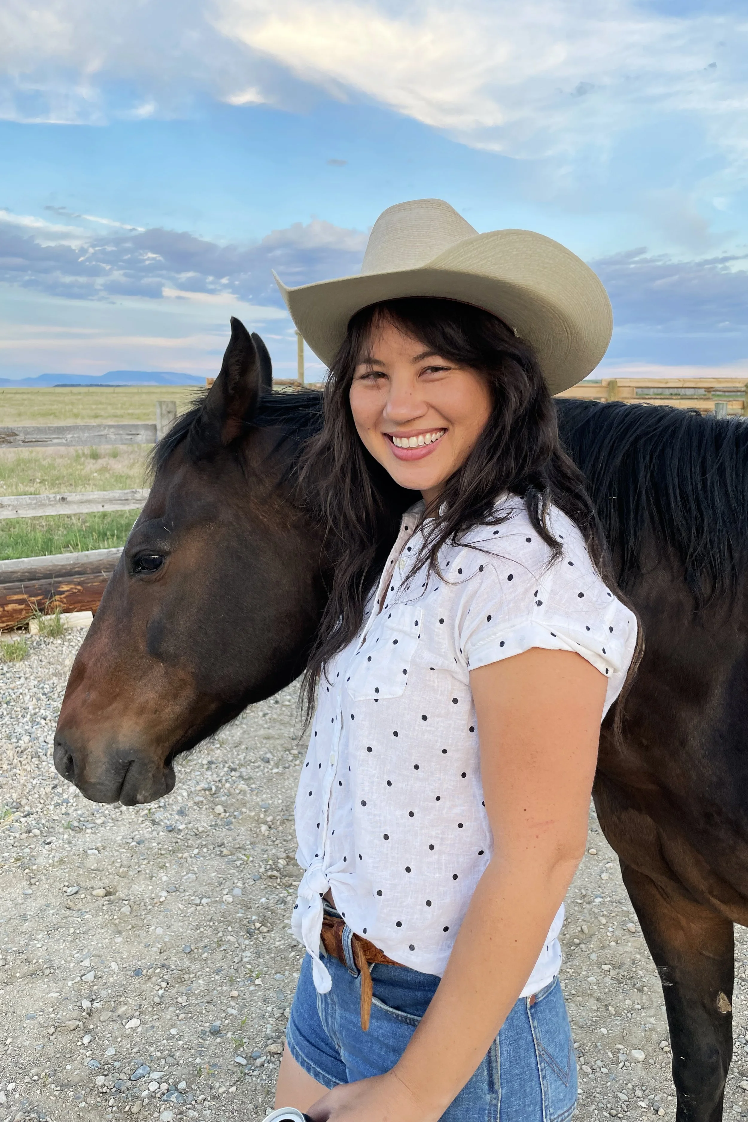 VANESSA FLANDERS plays Martha Sinclair for the I seduce the dragon podcast