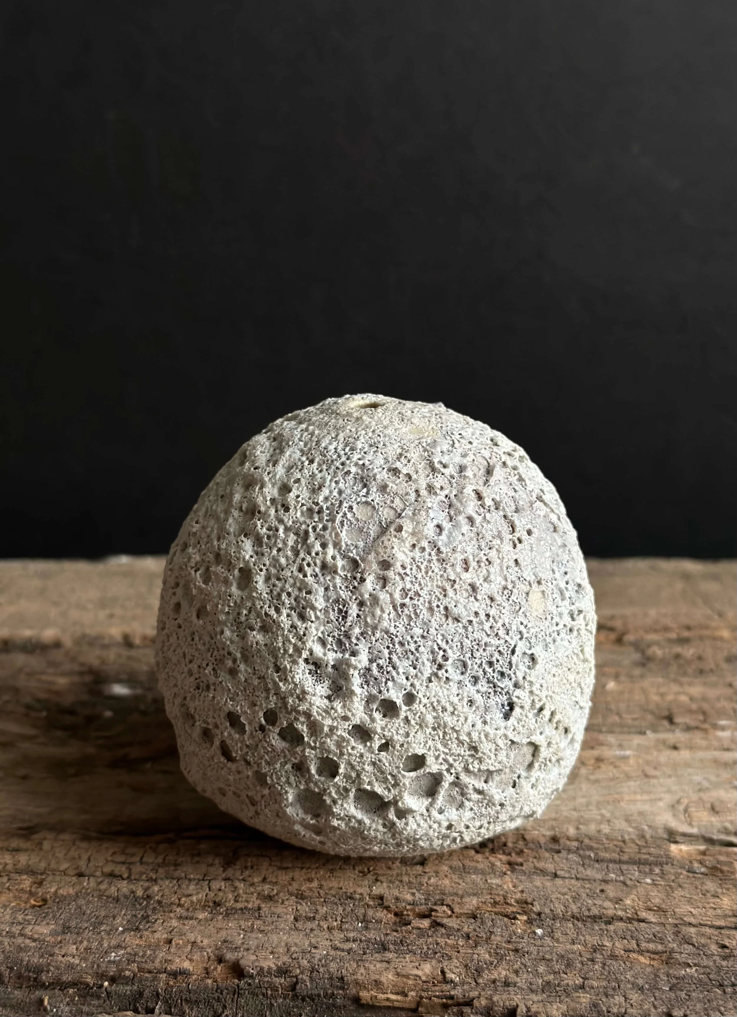 sculptural home decor.jpeg