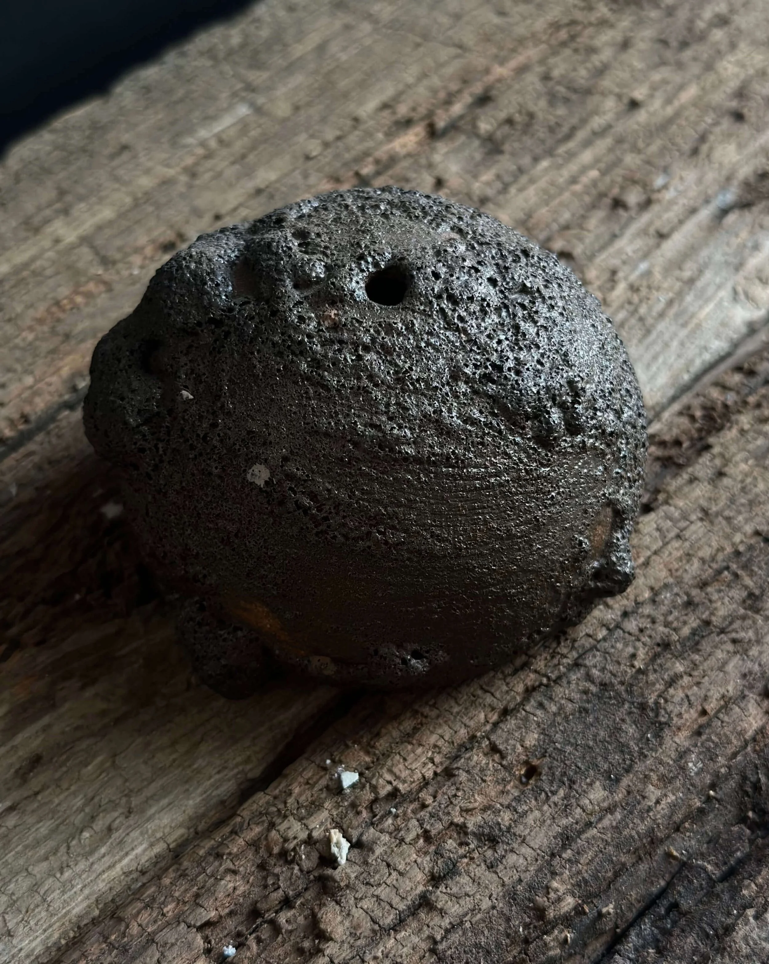 raw texture planter.jpeg