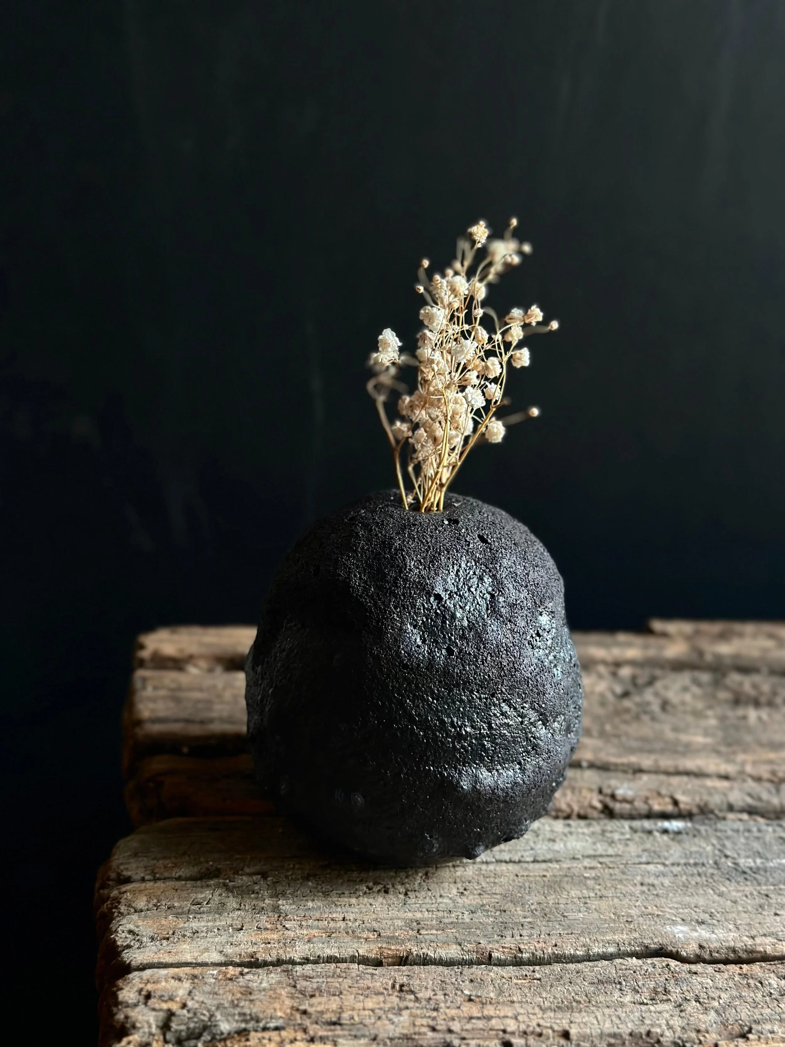 minimalist home decor.jpeg