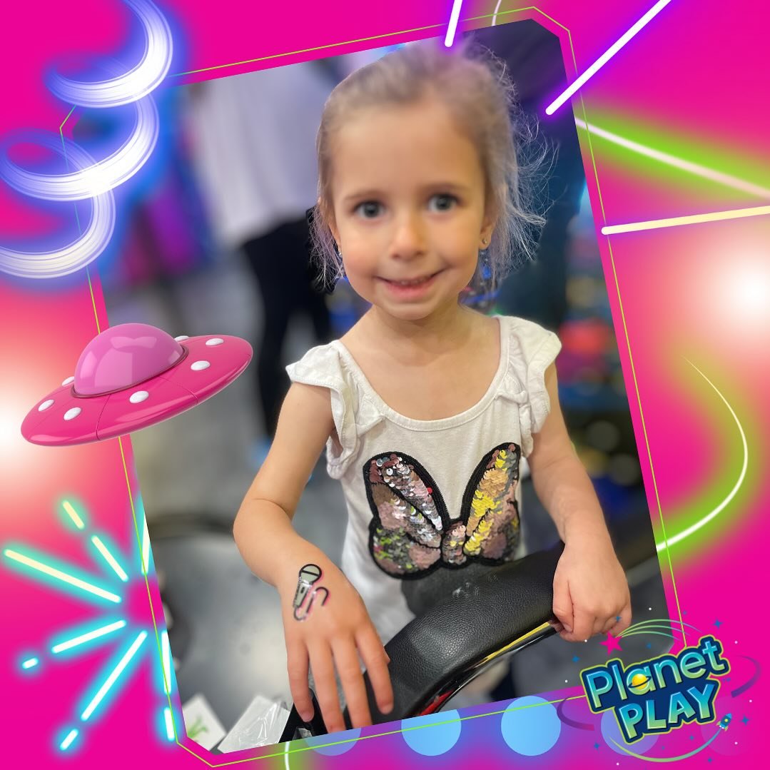 Did you know that 2 of our party packages include a tattoo station? And even if the package you like doesn&rsquo;t, you can add it to your event 🛸 #planetplay #longislandkids #longislandchildren #nassaucountykids #kidsactivities #bestbirthdayparty #