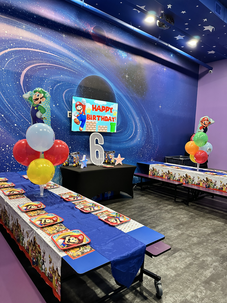 Party Room Themes Planet Play BellmorePlanet Play Bellmore Kids party-room-themes-planet-play-bellmoreplanet-play-bellmore-kids
