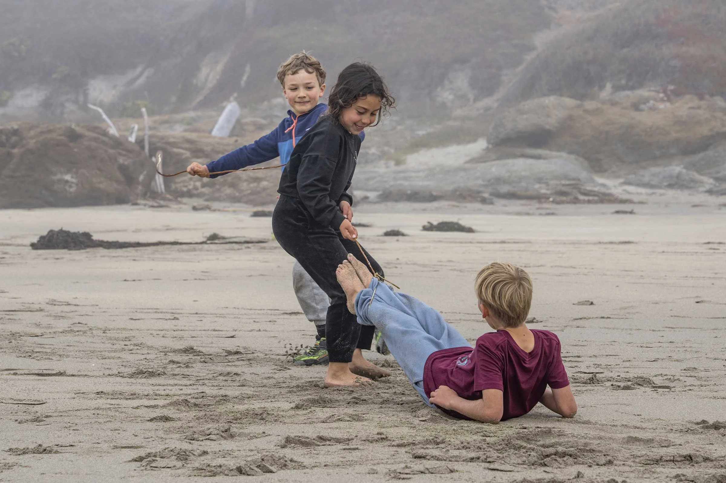 Kelp-Fest-Beach-Walk-Pizza-Party_Pat-Webster-18.jpg