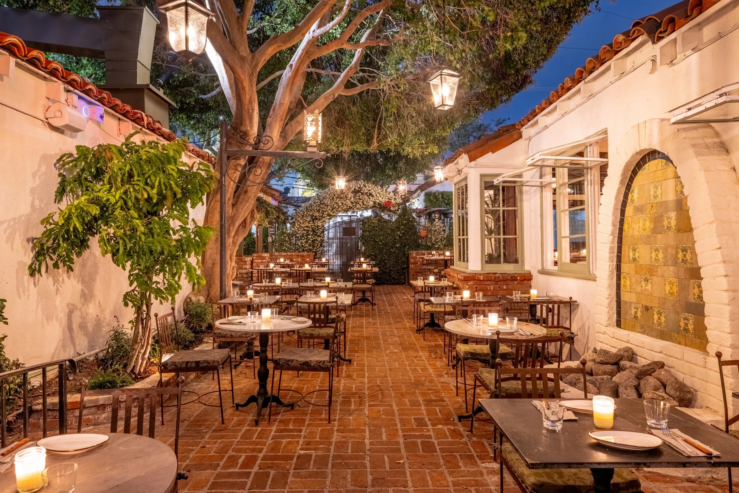 JakobLayman.0523.BacariShermanOaks_303.jpg