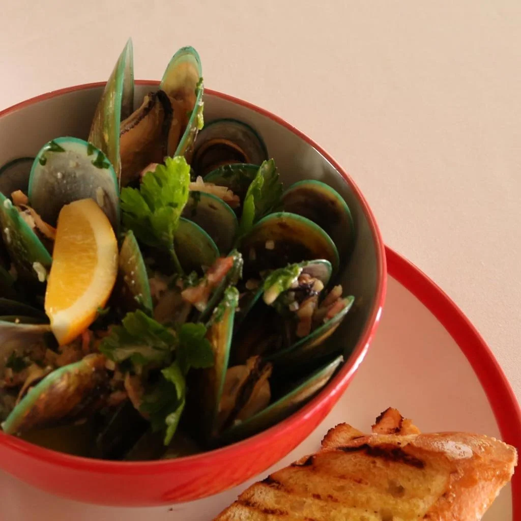 Sauvignon Blanc + Greenshell mussels