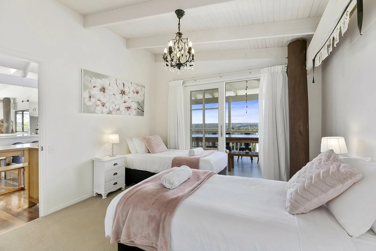 amara-retreat-guest-house_dcc14319b873b649dcf280191ff5bcdf.jpeg
