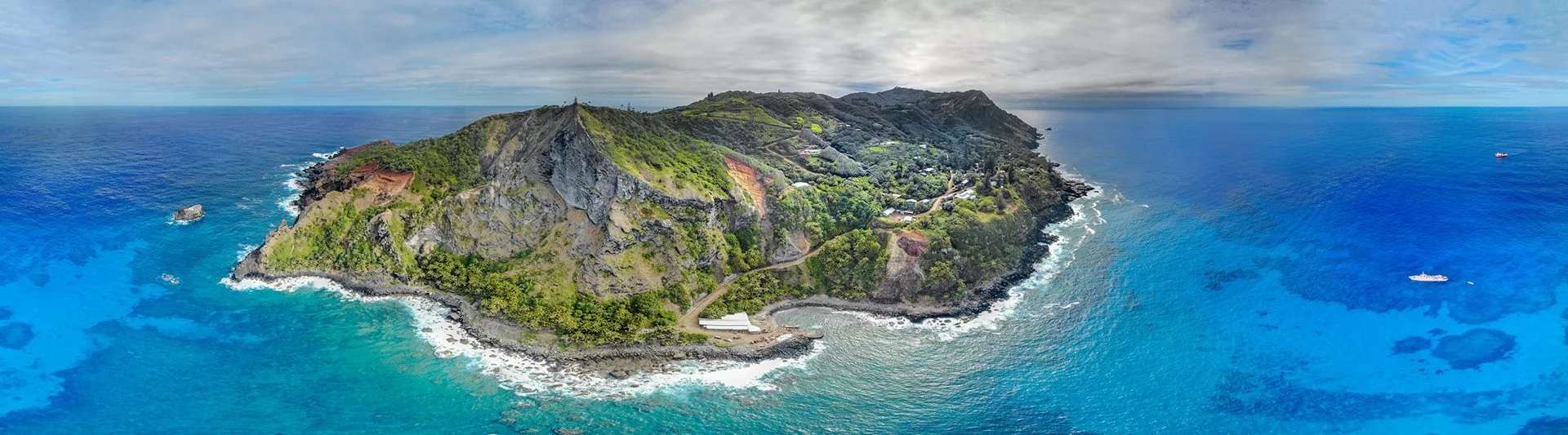 Visit Pitcairn23.jpeg