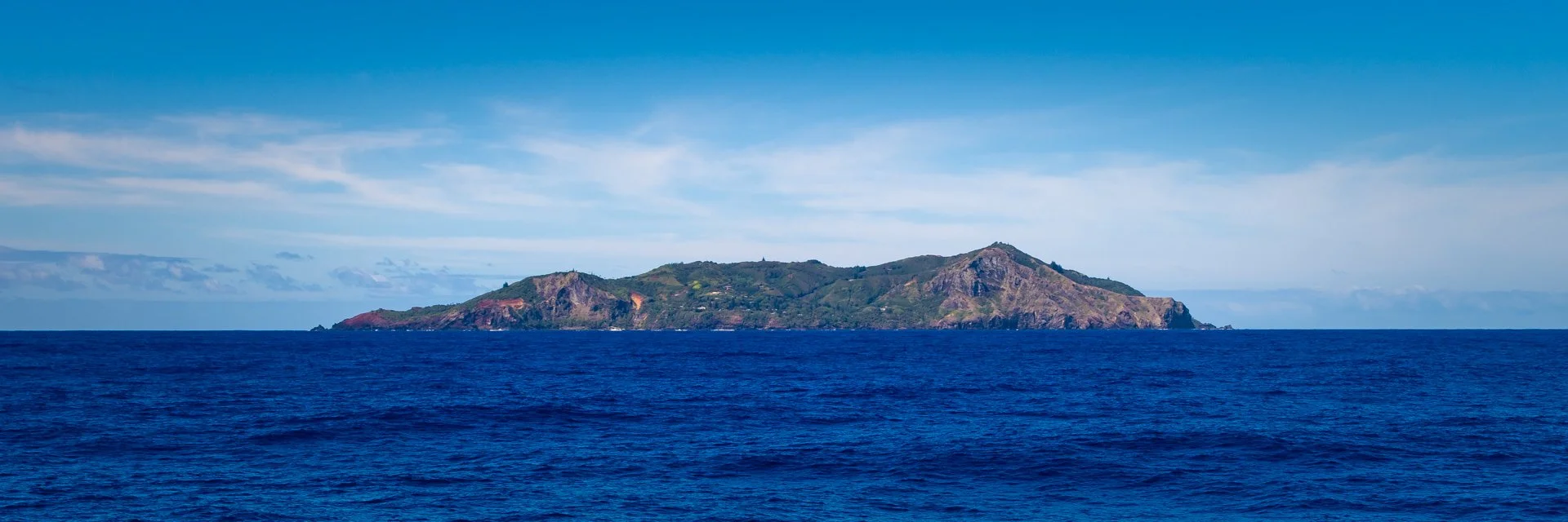 PHOTO CREDIT CHRIS PEGMAN ARRIVING AT PITCAIRN ISLAND.jpeg