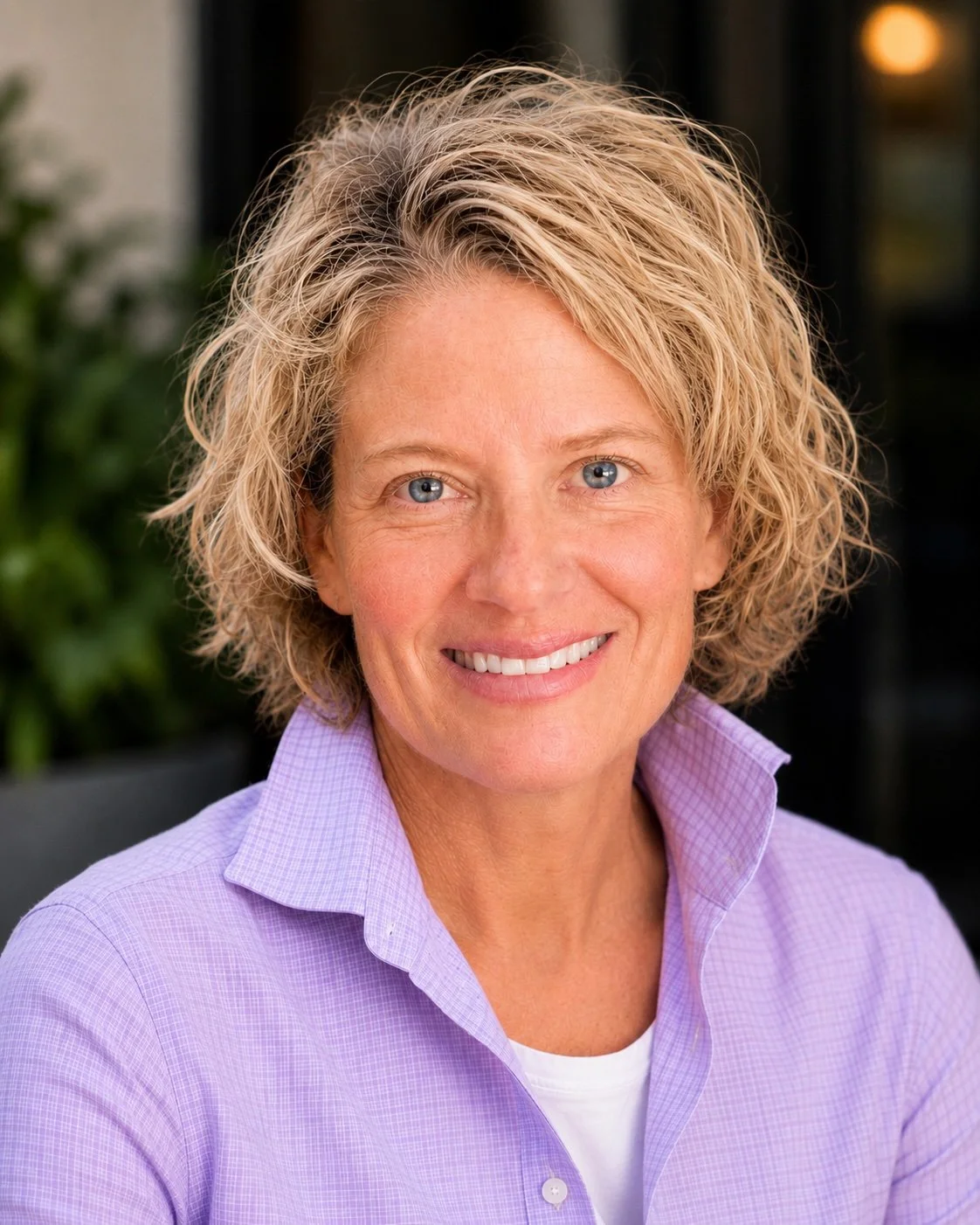 Caryn Cohen, therapist in the San Francisco Bay Area offering compassionate online therapy across California.