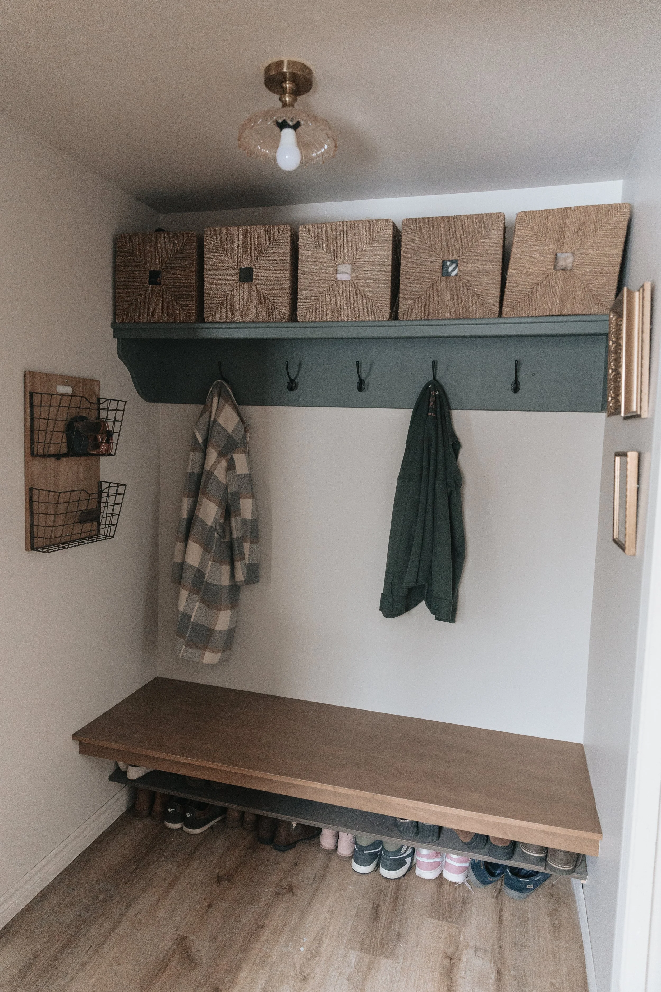 mudroom1.jpg