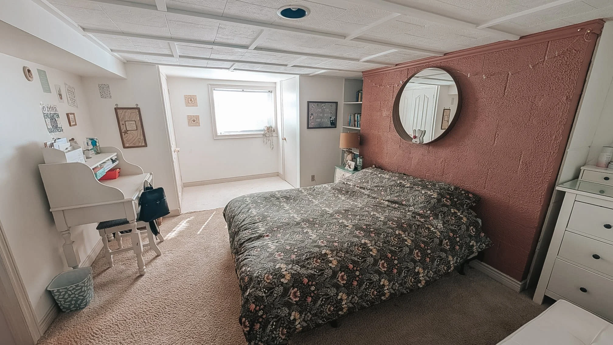 second basement bedroom1.jpg