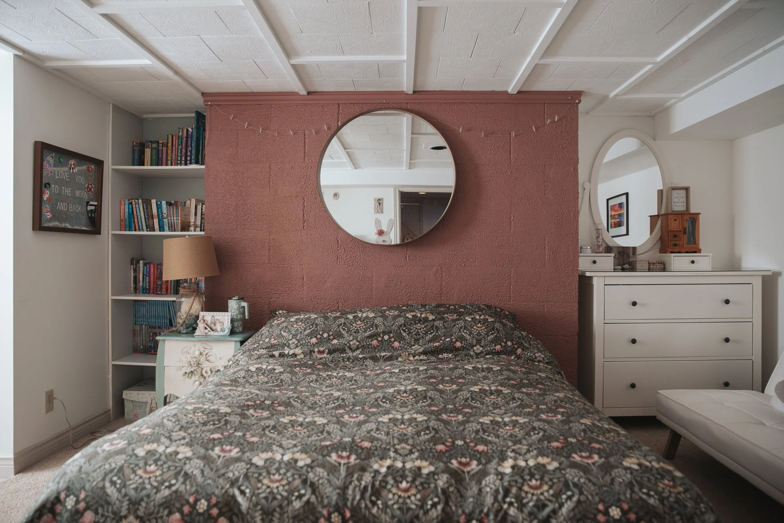 second basement bedroom3.jpg