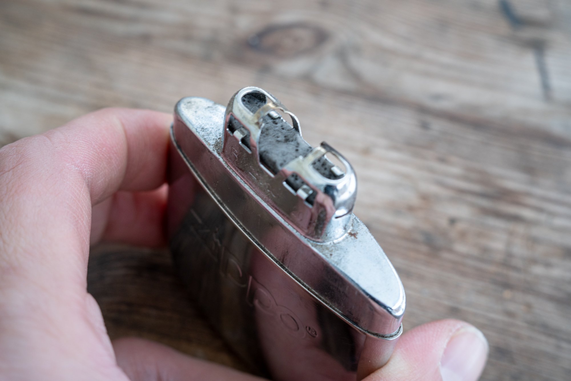 zippo_refillable_handwarmer-4.jpg