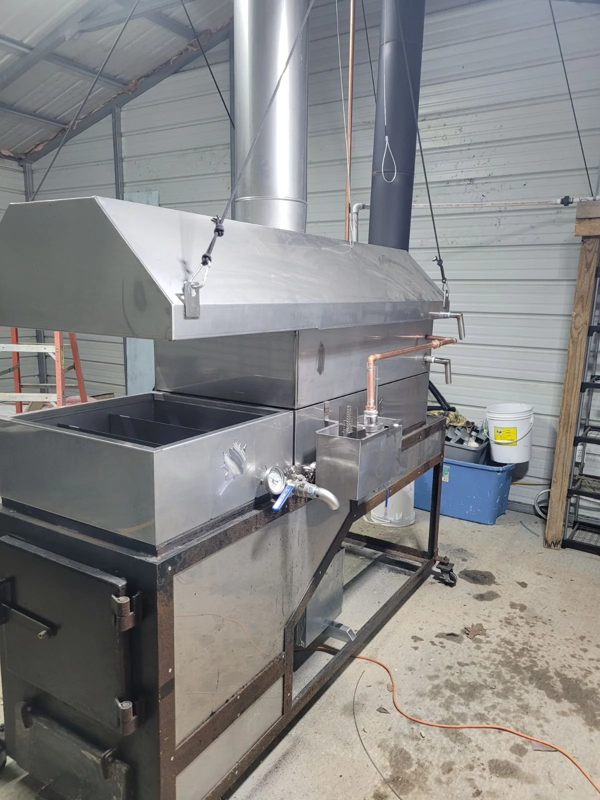 maple syrup arch, hood, pans