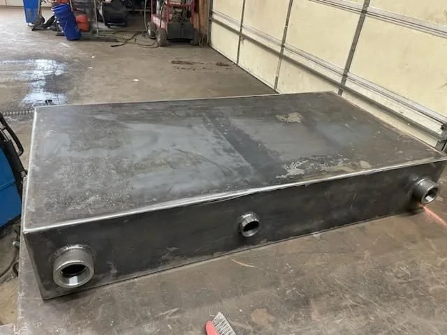 custom 40 gal hydraulic tank