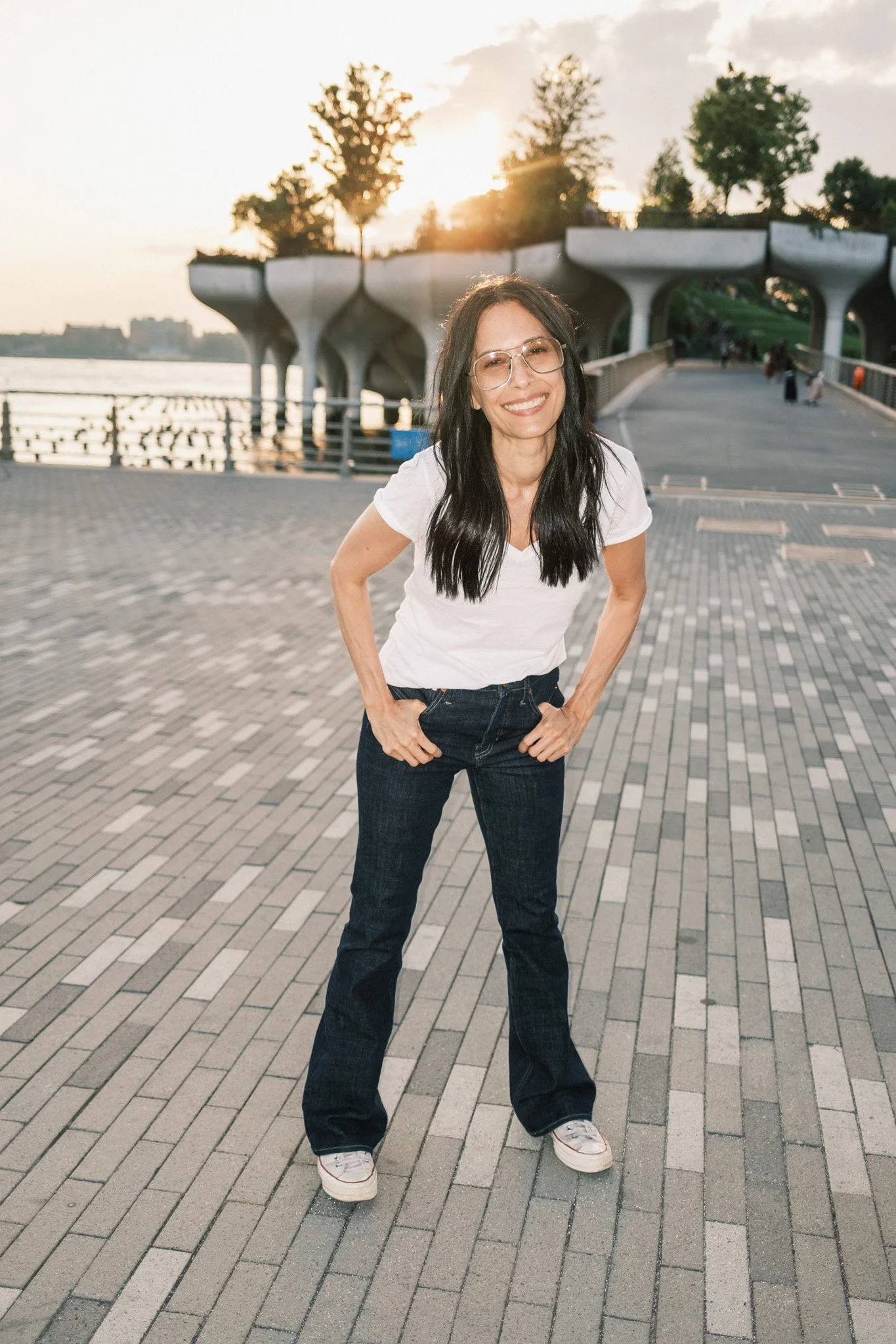 Creativity and Connection: A Lifestyle Shoot with Victoria Gardner