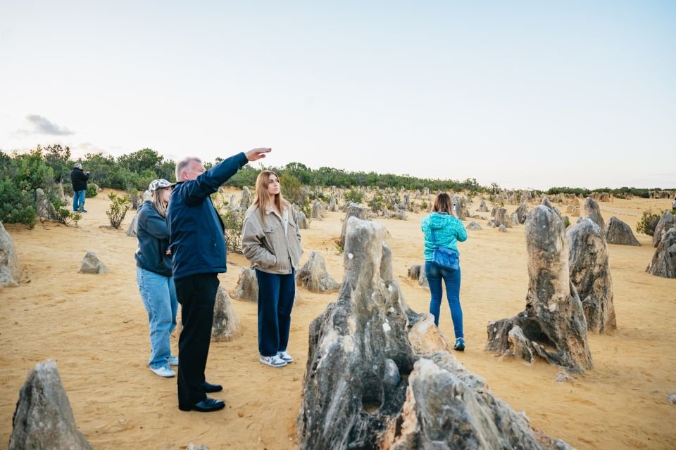 Group enjoying the Pinnacle Sunset and Stargazing Tour