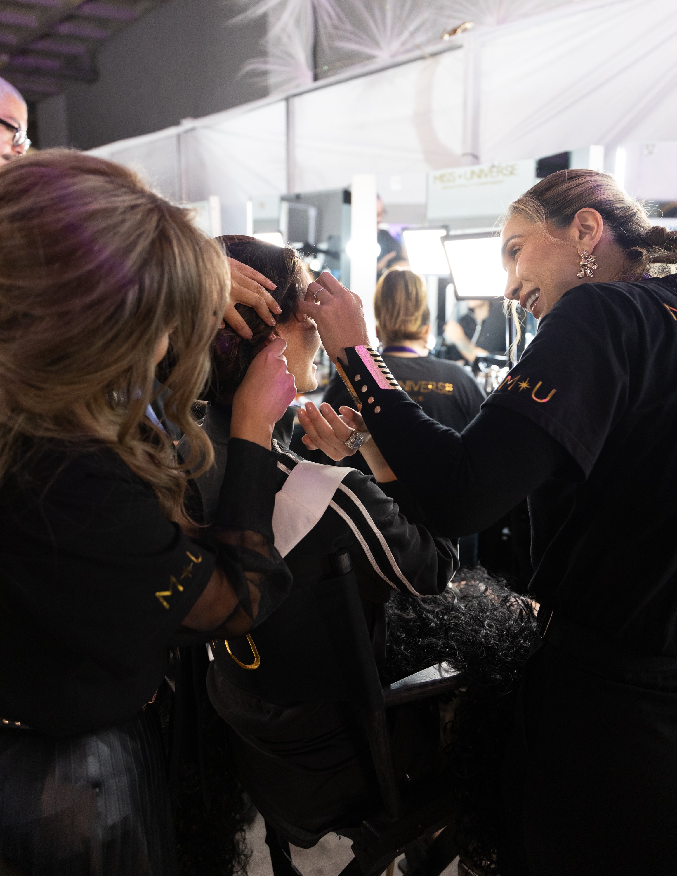 MISSUNIVERSE24-Backstage-1.jpg