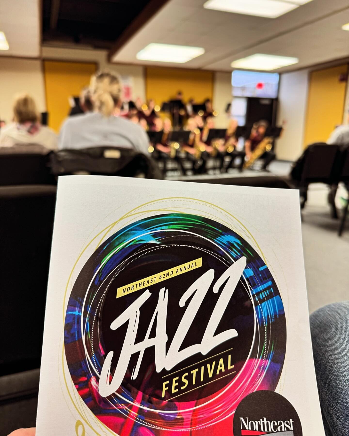 Great representation by the Norfolk Junior High Jazz bands today at the 42nd Annual Northeast Jazz Festival!  Way to go!
#norfolkpublicschools #norfolkpublicschoolsnebraska #npspanthers #norfolkjuniorhigh #jazzband #northeastcommunitycollege #beoutst