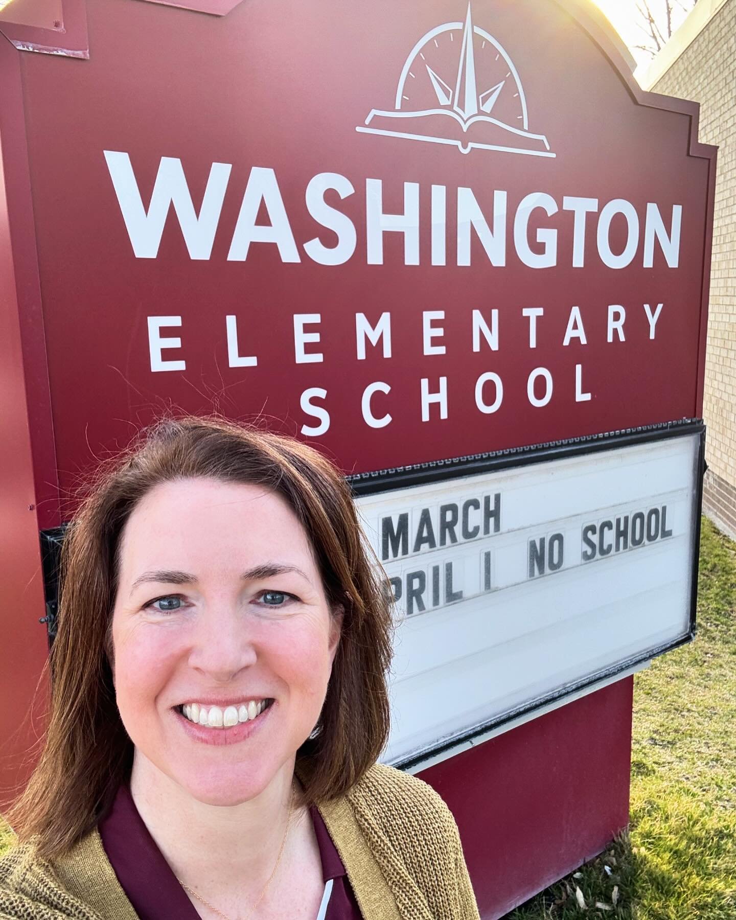 I started my day off today with a visit to Washington Elementary School. Their school day begins with Morning Meeting, which included the pledge of allegiance, singing &ldquo;You&rsquo;re a Grand Old Flag&rdquo; and reciting the Panther Pledge this m