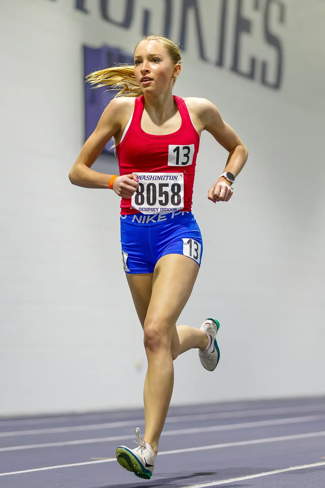 Lil Desler of Sehome running on a track. Top contender for the 2026 WIAA 2A 3200m State Championships.