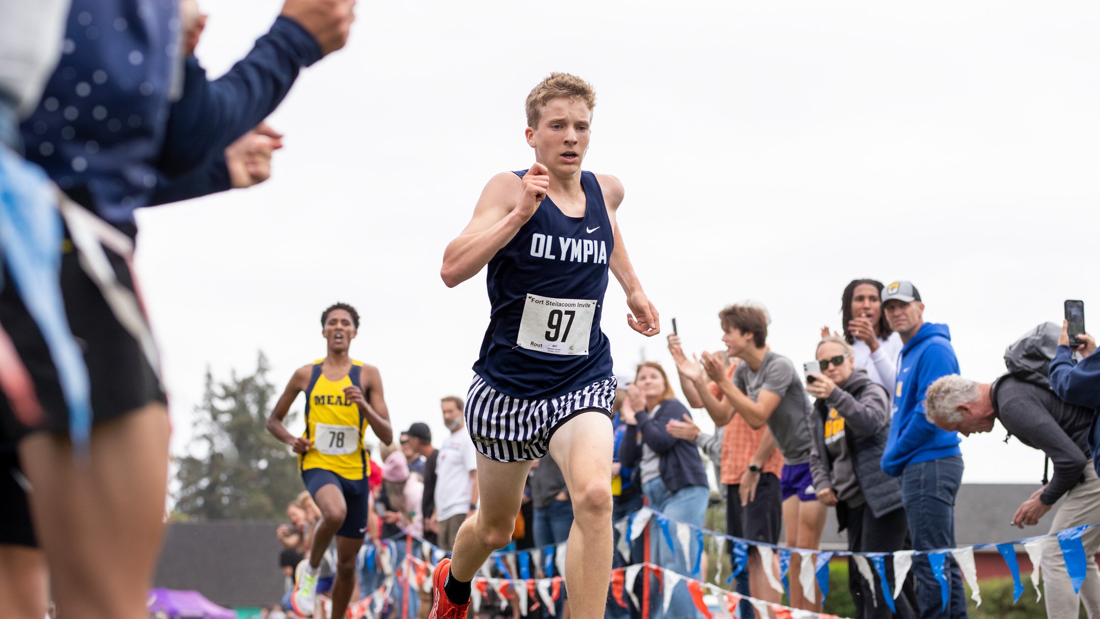 Olympia's Quenton Lanese racing at the 2025 Fort Steilacoom Invitational