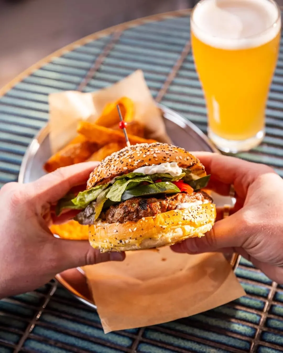 "Working" lunch with our lamb kofta burger? We can't think of anything more productive.

📍 Rooftop