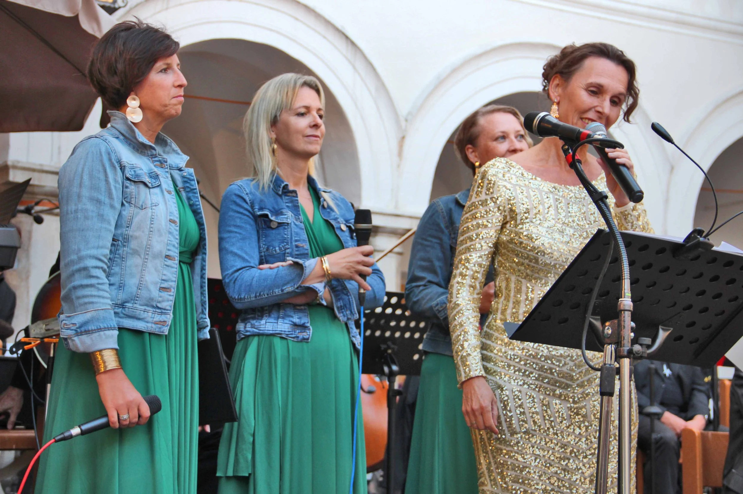 Bell'LALA und Sigrid kompr.jpg
