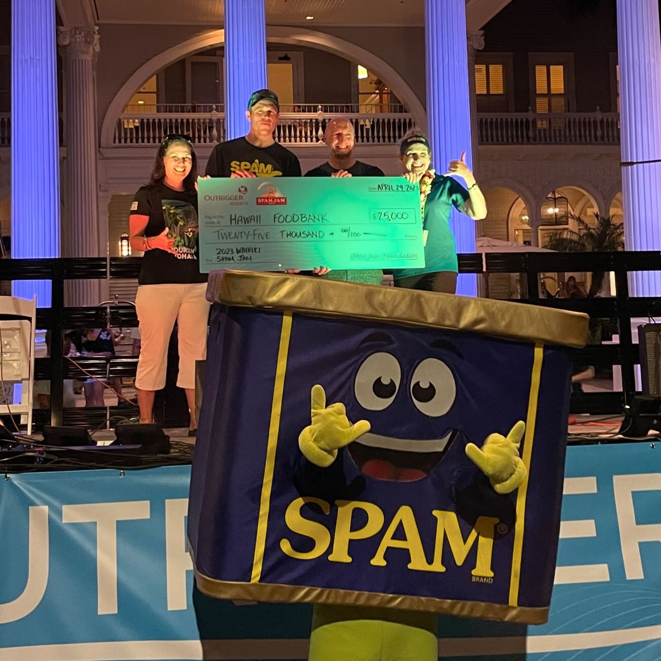 The Waikiki SPAM JAM supports three local non profits in Hawaii. The Hawaii Foodbank, Waikiki Community Center and the Visitor Aloha Society of Hawaii. 
.
Look for Hawaii Foodbank tents where you can donate cash or canned goods and be entered to win 
